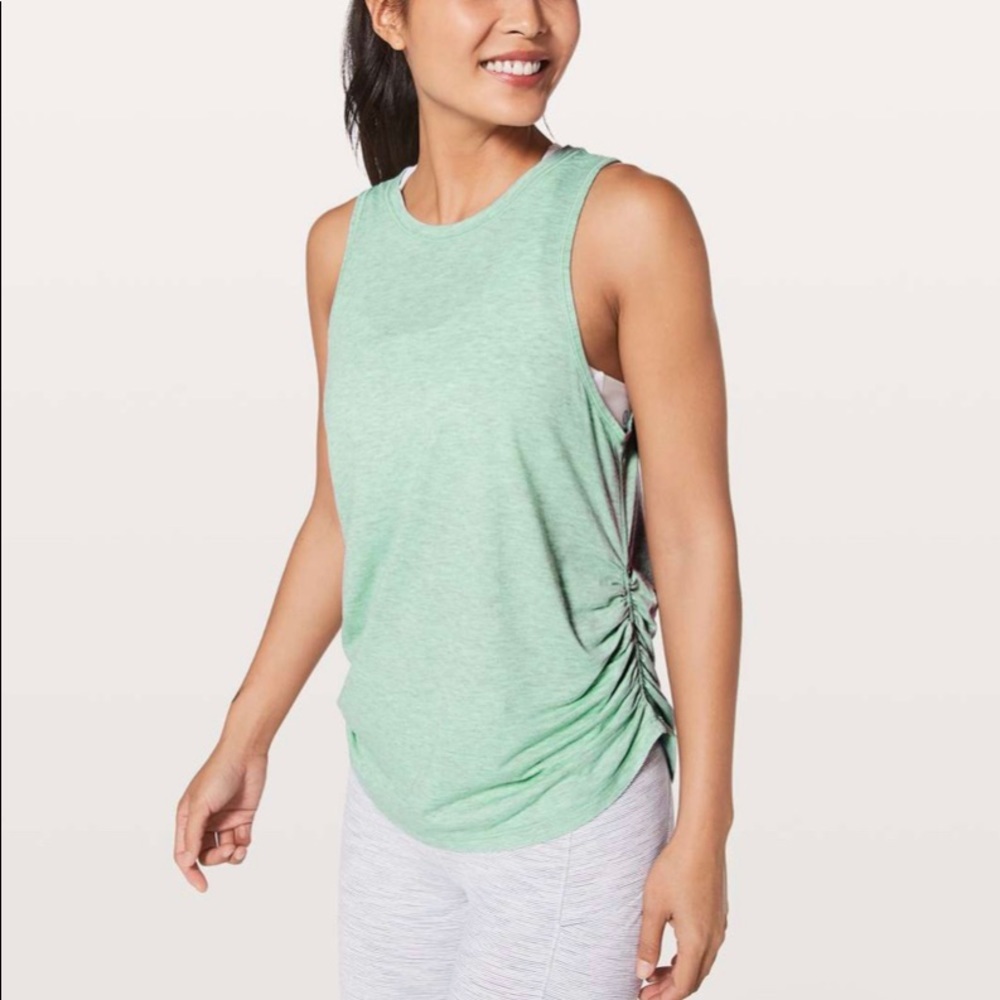 Lululemon Ripple Effect Tank
Heathered Tonic Sea